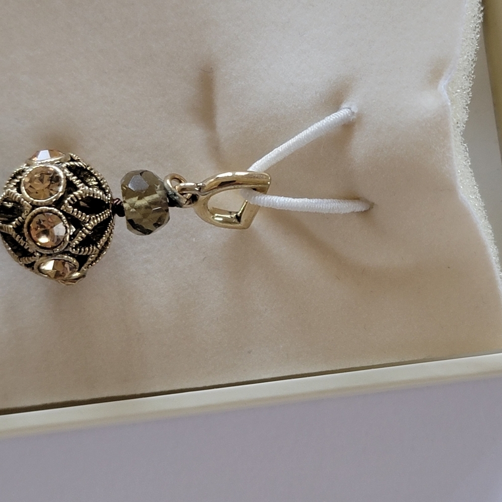 Monet Bracelet Vintage Y2K Neutral Tone Round Crystal Charm Signed New In Box - Picture 8 of 15